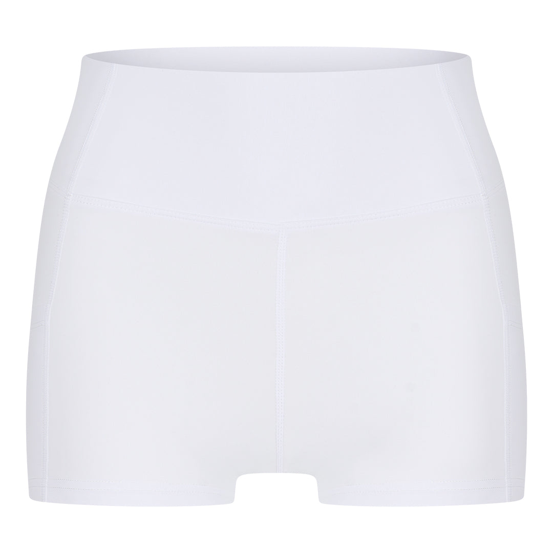 Blauwe tennisjurk met zakken en los short in het wit.