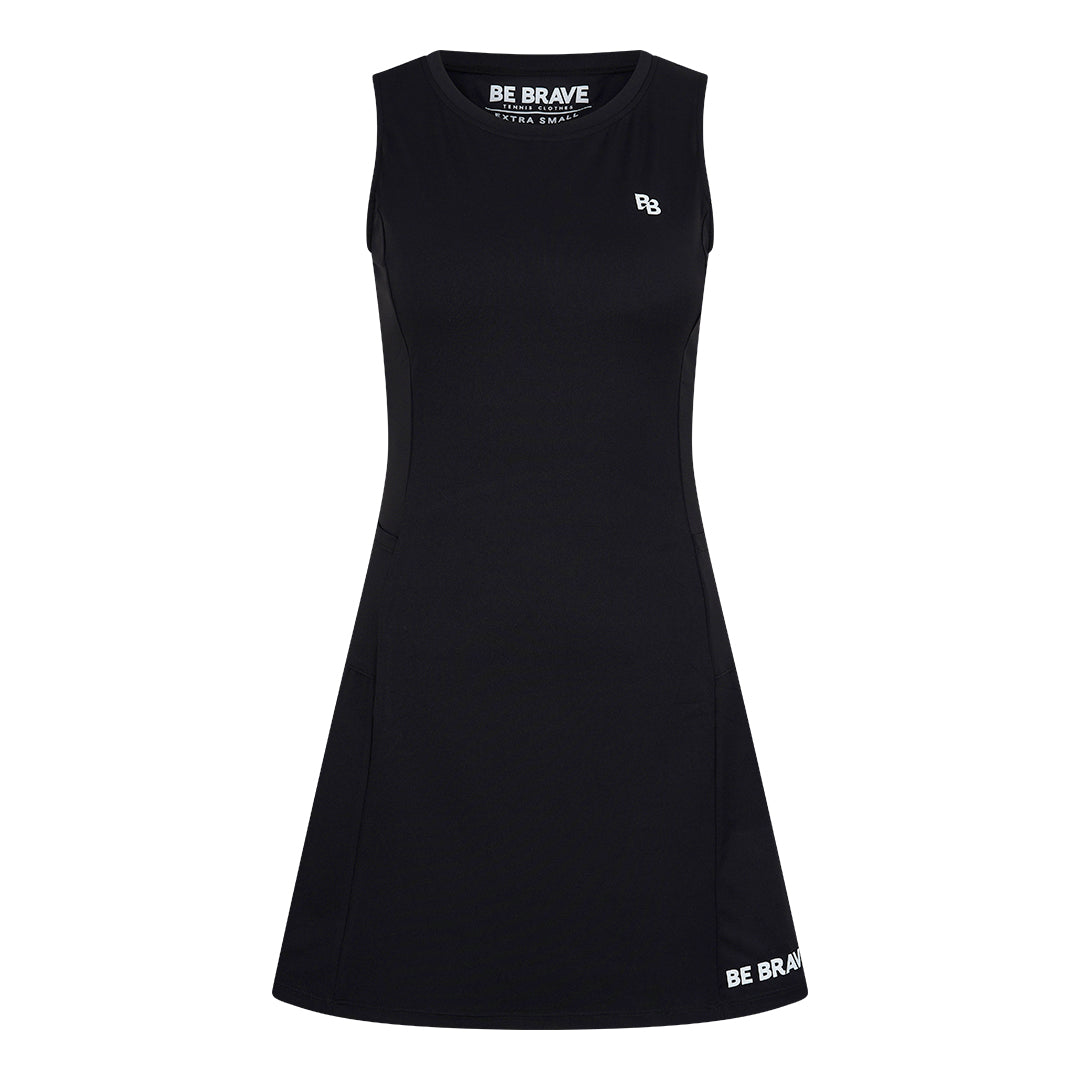 Zwarte tennisjurk met zakken en los short in het zwart.