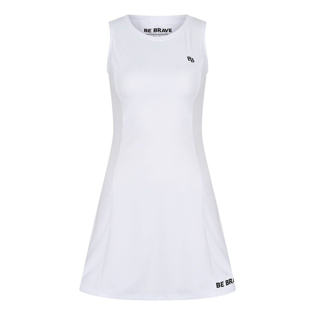 Witte tennisjurk met zakken en los short in het wit.